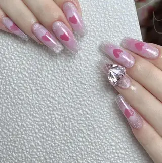 ネイル Queens PUPUのネイルデザイン