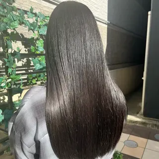 ロング カラー 𝐲𝐮𝐮 / 透明感カラー🌱のヘアスタイル