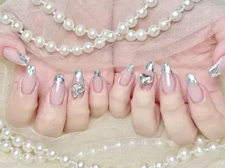 ネイル Hanya 🌈のネイルデザイン