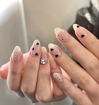 ネイル RAFFINE haru🦋🩵のネイルデザイン