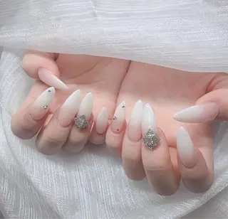 ネイル Lee Nailsのネイルデザイン