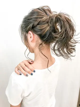ロング ヘアアレンジ 🇨🇳ワンホンヘア 下田鉄也のヘアスタイル