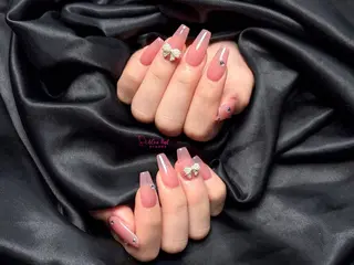 ネイル AConNailSalon所属・ACon NailSalonのネイルデザイン