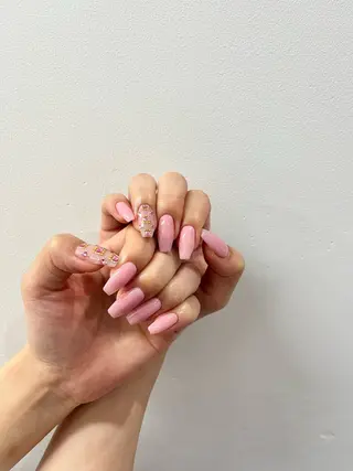 ネイル éclat-nail salon-所属・松本 ゆみかのネイルデザイン