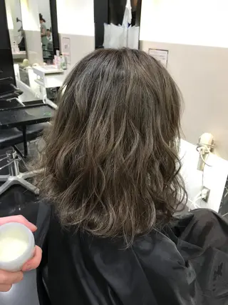 ロング カラー 関口 友行のヘアスタイル