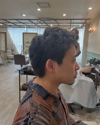 パーマ メンズ ショートボブモデル縮 毛艶髪津田パーマのヘアスタイル