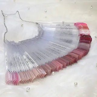 ネイル 𝐌𝐈𝐘𝐔 ￤para gelのネイルデザイン