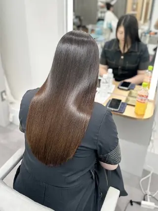 ロング 小河 恵子のヘアスタイル