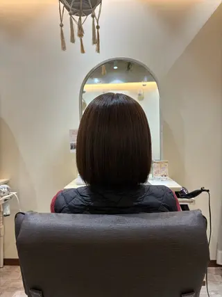 ショート カラー 艶カラー／ レイヤー／栄／あやかのヘアスタイル