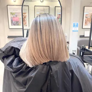 ミディアム カラー アンドウ ユウ/ レイヤーカット/韓国のヘアスタイル