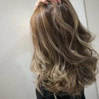 ミディアム ノアヘアデザイン町田店所属・ショートヘア特化 mayaのヘアスタイル