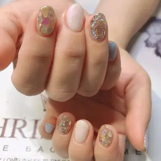 ネイル Guarendo錦糸町店所属・ガレンドウ 白澤 愛子のネイルデザイン