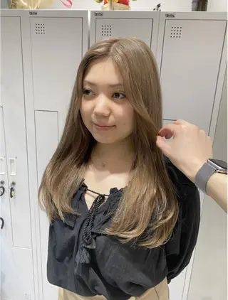 ロング カラー 🦋ブリーチ/カラー 専門Aya💖のヘアスタイル