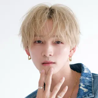 ショート パーマ メンズ MEN'S HAIR BLEACHi 盛岡店所属・渡辺 賢明のヘアスタイル