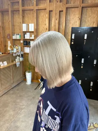 カラー まろみ暖色×ボブ ×chia🕯のヘアスタイル