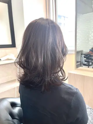 ミディアム カラー &chaLme   心斎橋所属・emi/髪質改善/ 韓国風/艶カラーのヘアスタイル