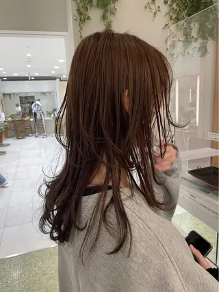 ロング 石渡このみ 🍊レイヤーカットのヘアスタイル