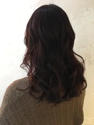 セミロング 松田 由紀子のヘアスタイル