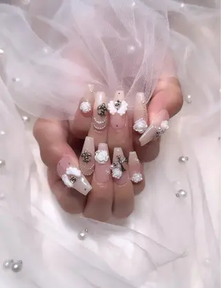 ネイル Lina nail所属・Lunaa 池袋のネイルデザイン