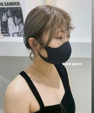 ミディアム パーマ 顔周りレイヤー 🎀マリノのヘアスタイル