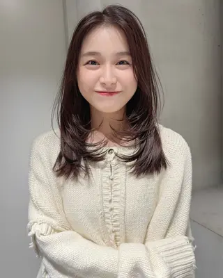 セミロング レイヤーカット Kinoのヘアスタイル