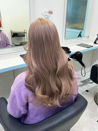 ロング カラー ブリーチカラー 🩵MIZUKIのヘアスタイル