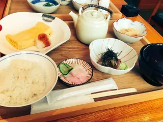 ロング カラー パーマ ヘアアレンジ メンズ キッズ ネイル マツエク・マツパ アニメ,Vオタク× 即効痩せエステサロンのエステ・リラクイメージ