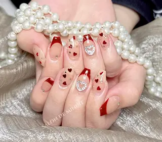 ネイル Momo 🤍のネイルデザイン