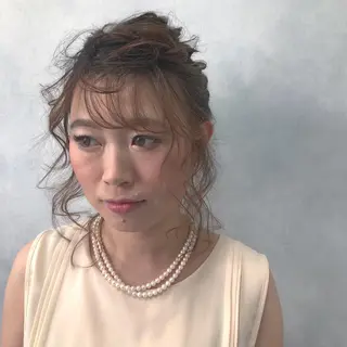 セミロング ヘアアレンジ ORIKA 美容室のヘアスタイル