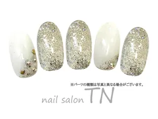 ネイル 矢川 まどかのネイルデザイン