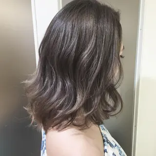 ミディアム カラー 加藤 あやみのヘアスタイル