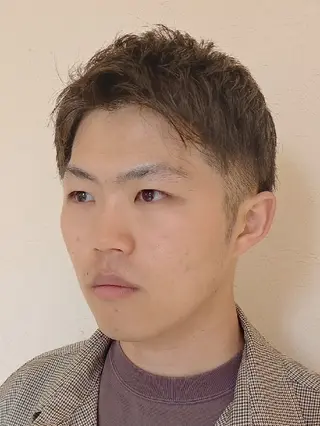 メンズ 飯田・髪質改善縮毛矯 正・カラー・パーマのヘアスタイル