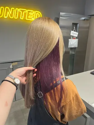 ロング 寒色＆ブリーチ特化 寒色MiOのヘアスタイル