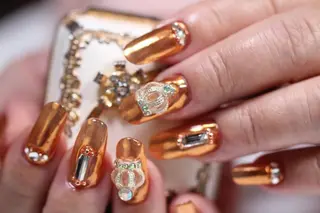 ネイル ママリンド　志村坂上店所属・しみ えんのネイルデザイン