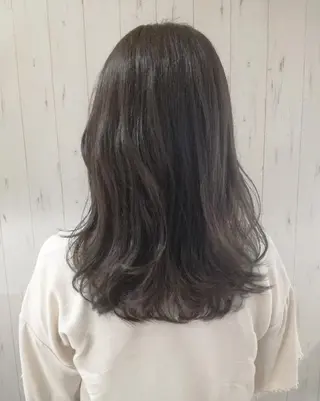 セミロング カラー 西川 敏夫のヘアスタイル