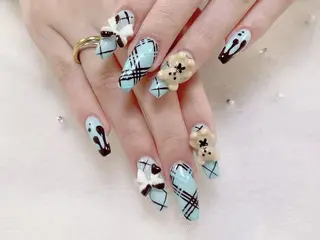 ネイル チョウ チョウのネイルデザイン