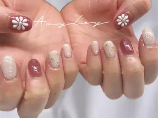 ミディアム カラー ネイル Aayley(アイリー)Salon所属・Aayley アイリ―サロンのネイルデザイン