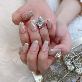 ネイル 🦋ネイルサロン ブラン🌈ゆりのネイルデザイン