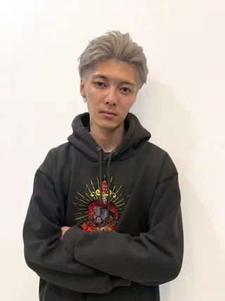 カラー 村瀬 遼のヘアスタイル