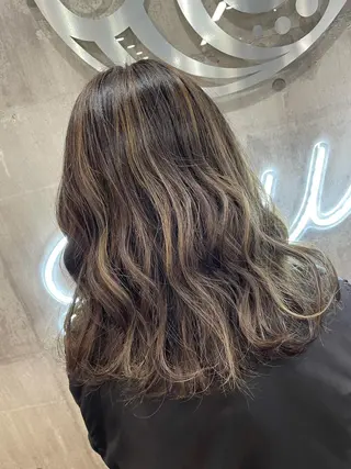 セミロング カラー パーマ ヘアアレンジ メンズ キッズ ネイル マツエク・マツパ 北千住10分 肥高　壮汰のヘアスタイル