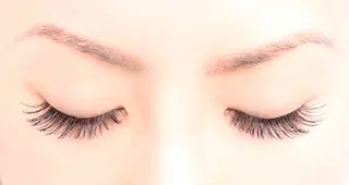 マツエク・マツパ Nail＆Eyelash Salon Lea  五井店所属・Lea 望月のマツエク・マツパデザイン