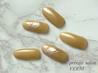 ネイル 自爪育成ネイルサロン ヴェルニのネイルデザイン