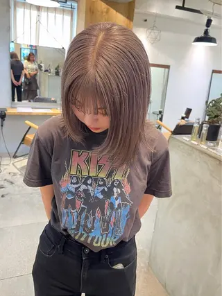 ミディアム カラー オリーブ/縮毛♡ Natsuno🩰のヘアスタイル