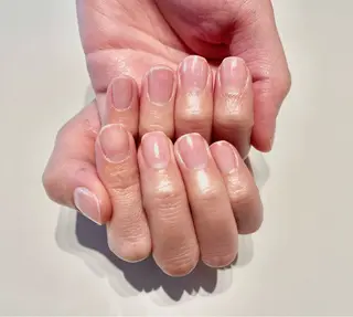 ネイル 自爪とネイルケア専門サロン　プリナチュール所属・吉岡 泉のネイルデザイン