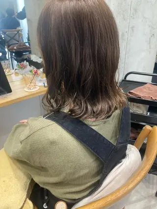 ミディアム ✨色持ちの良い艶 カラー✨蟹江真世のヘアスタイル