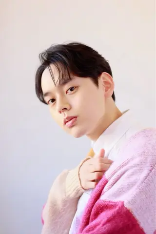 ショート 越坂部 桃子のヘアスタイル