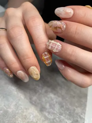 ロング カラー ヘアアレンジ キッズ ネイル マツエク・マツパ 福田 加奈のネイルデザイン