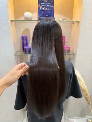 ロング ゆうな/艶髪/ 透明感カラーのヘアスタイル