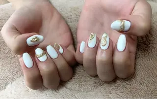 ネイル t. yoshizawaのネイルデザイン