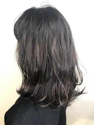 セミロング カラー メンズヘア特化 崎田 成人のヘアスタイル